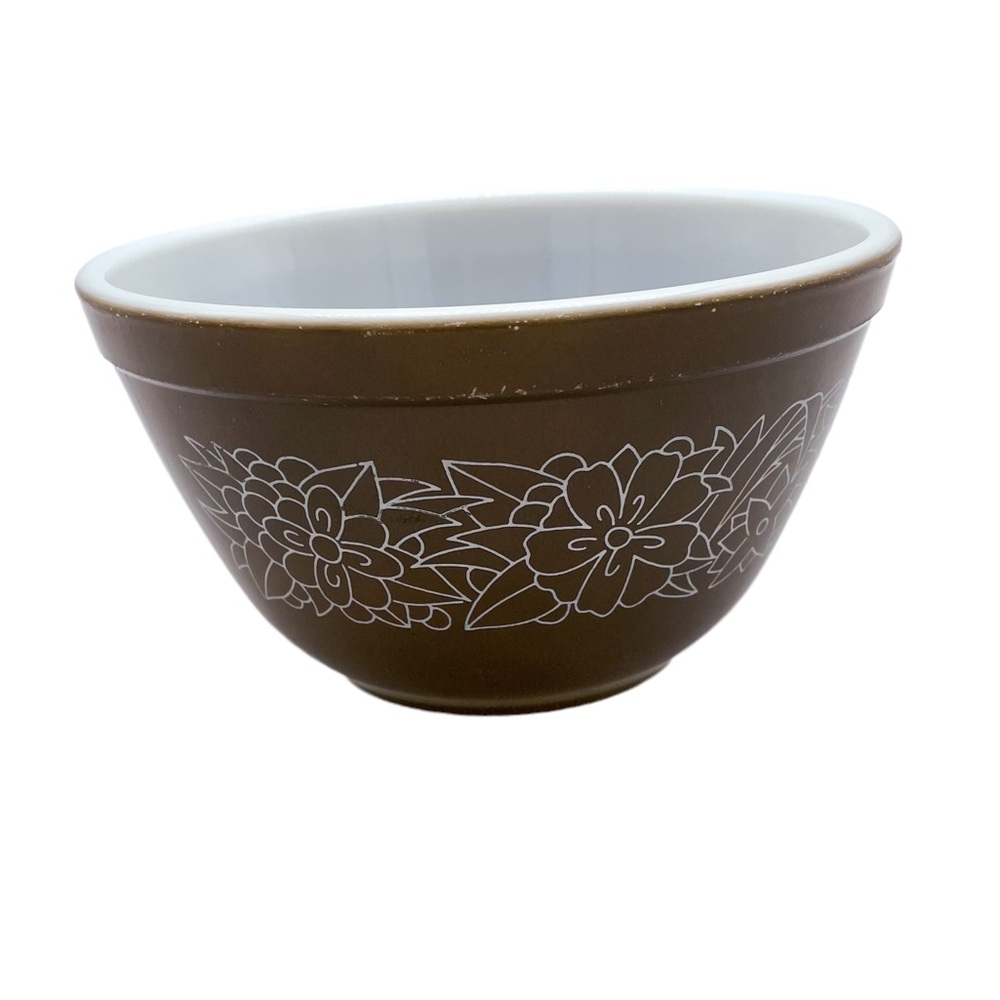 Vintage Pyrex Brown Woodland Bowl 1.5 Pint 401